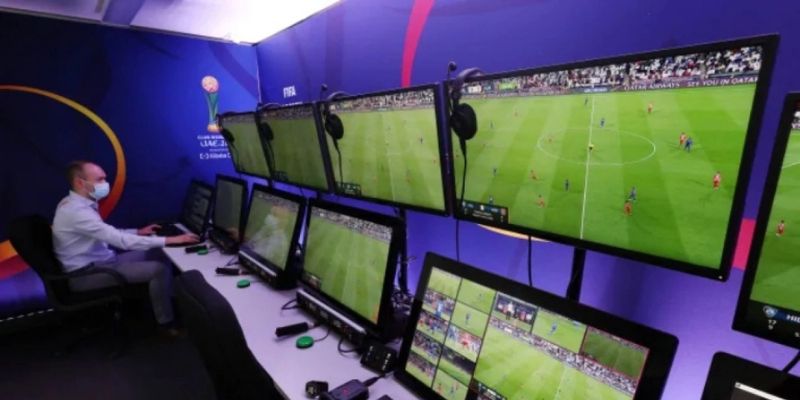 LuongsonTV giải thích VAR trong bóng đá là gì?